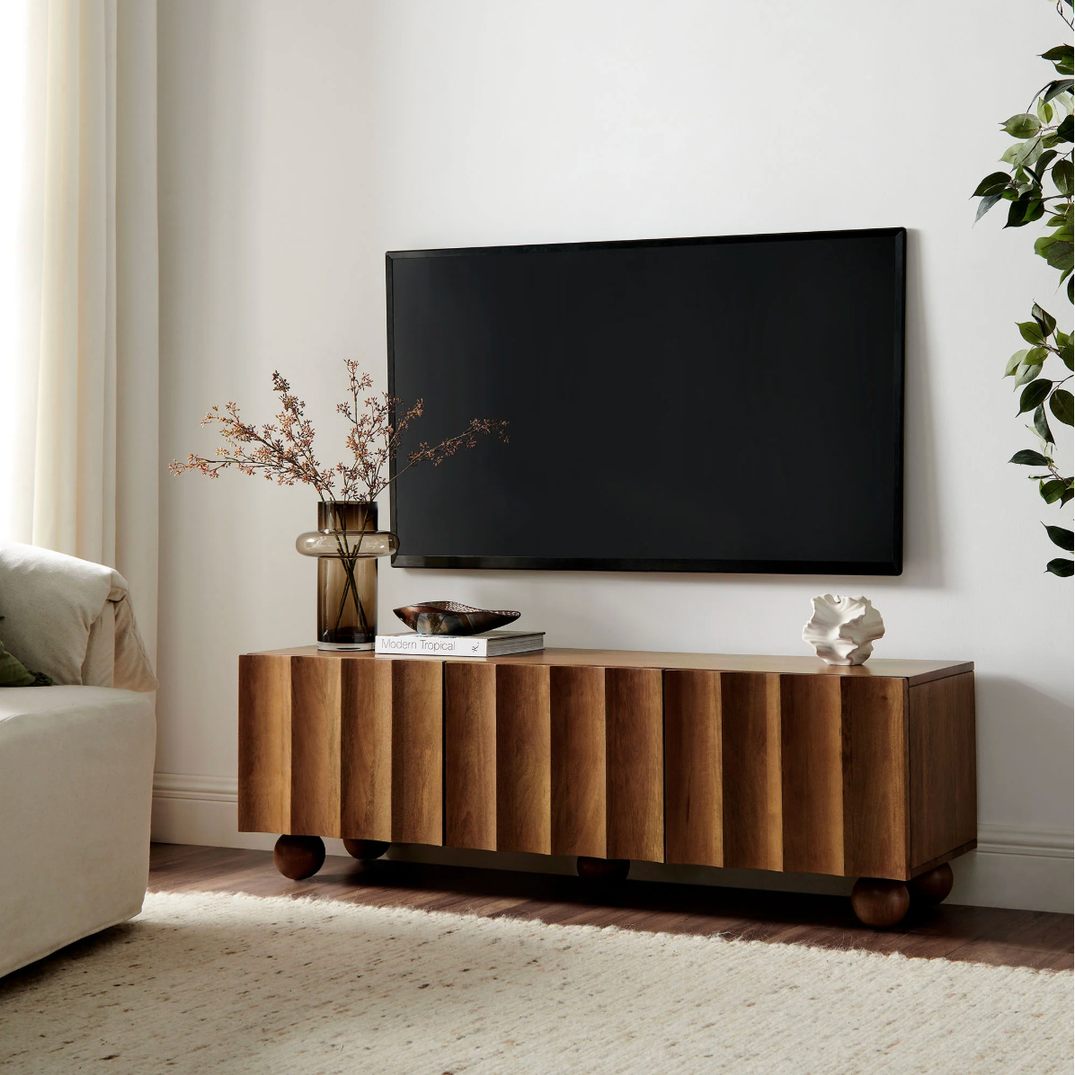 Sorren 54" Scalloped TV Stand in Walnut